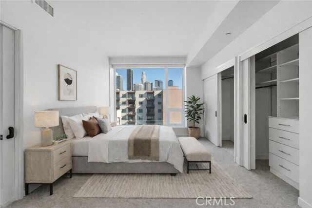 Property photo of 1050 S Grand AV