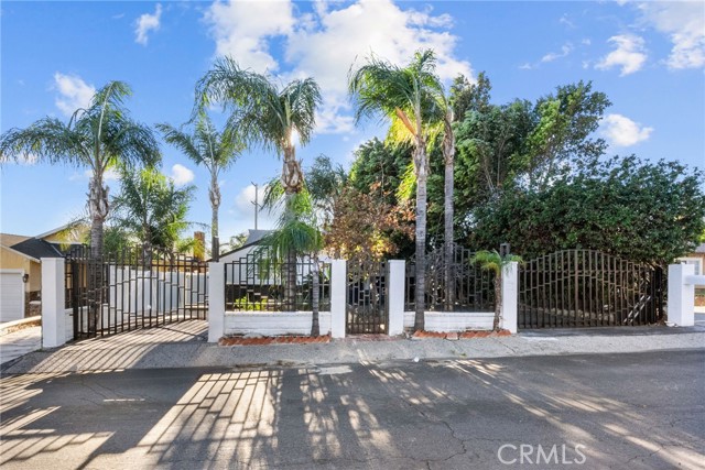 Property photo of 13761 Dronfield AV