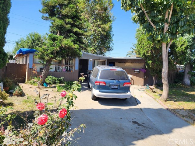 Property photo of 10512 Leeds ST