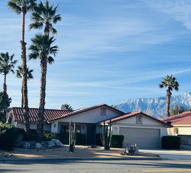 Property photo of 64501 Spyglass AV