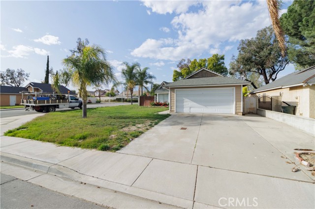 Property photo of 14256 Parkview DR