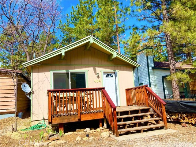 Property photo of 464 Los Angeles