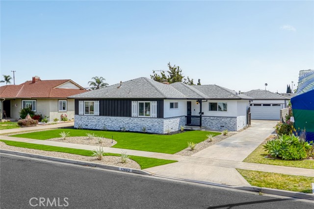 Photo of 12662 Woodland Ln