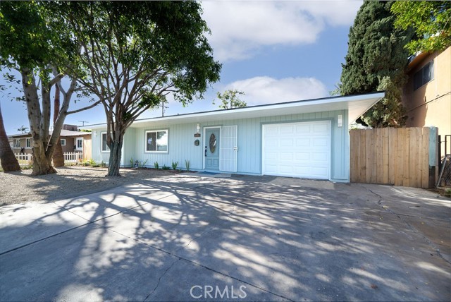 Property photo of 1405 W Saint Gertrude PL