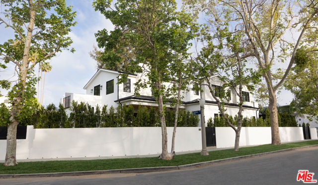 Property photo of 3935 Rhodes AV