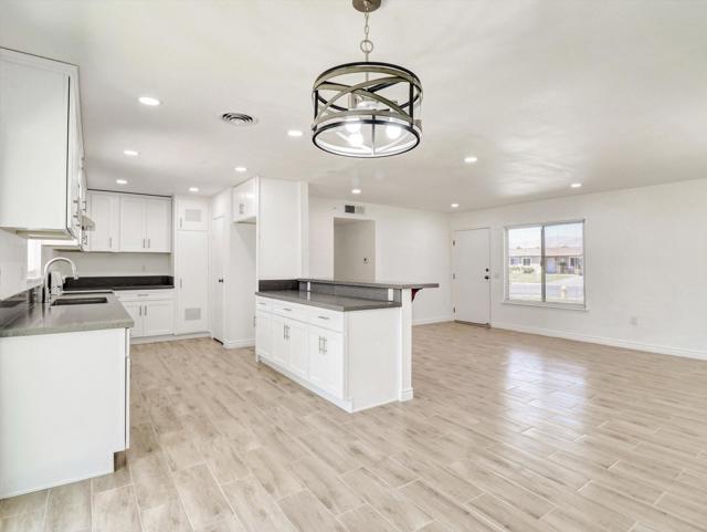 Property photo of 45530 Del Rey AV