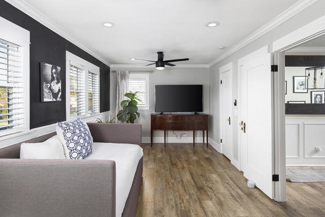 Property photo of 752 Coronado AV