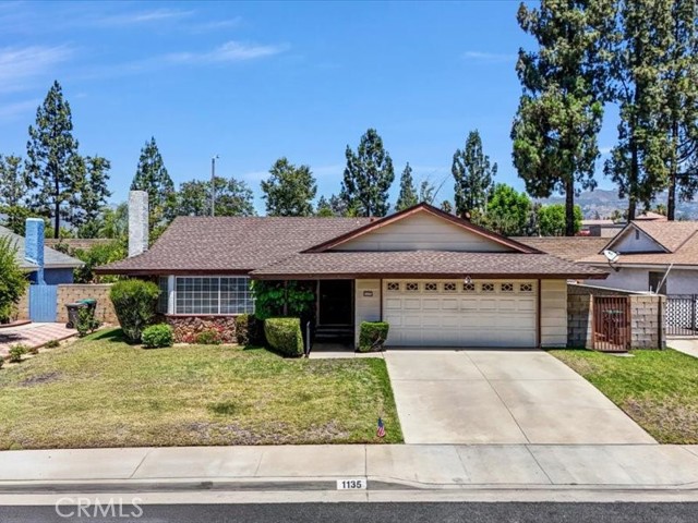 Photo of 1135 Hampton Ct