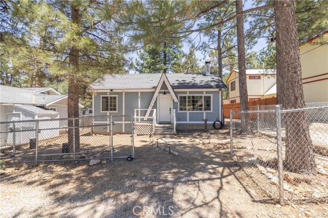 Property photo of 225 Sunset LN