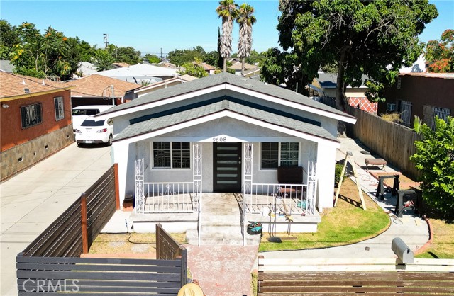 Property photo of 9608 Beach ST