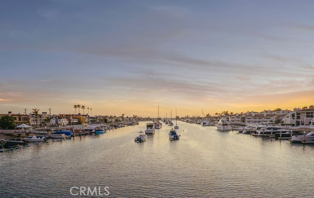 Property photo of 994 Bayside Cove