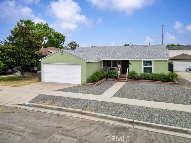 Property photo of 106 E Osgood ST