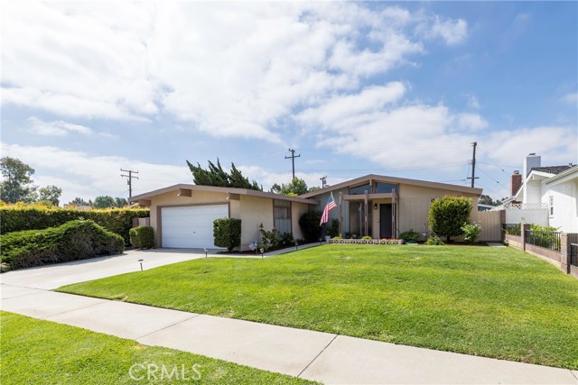 Property photo of 14916 Valeda DR