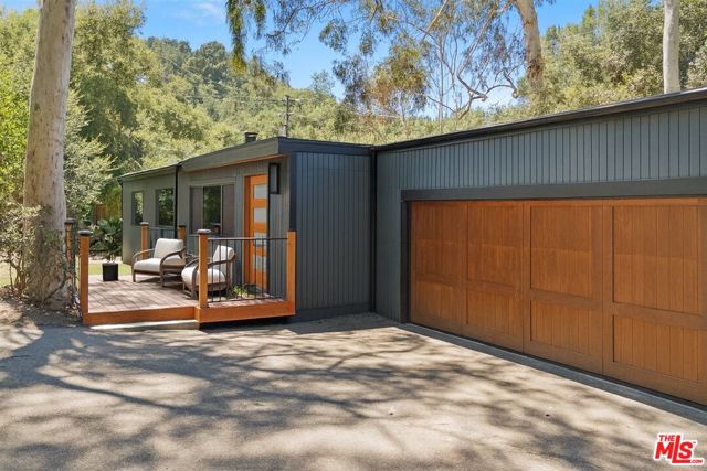Property photo of 21171 Colina DR
