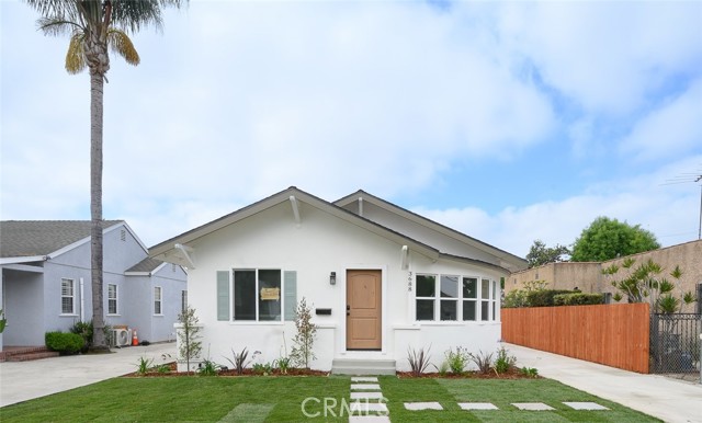 Photo of 3688 Walnut Av