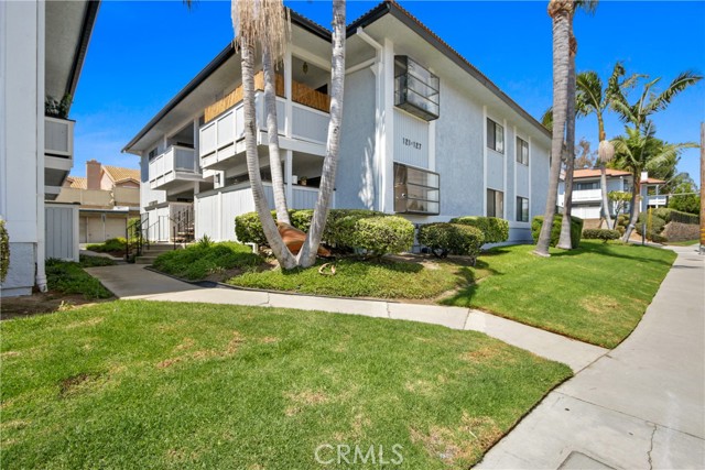 Property photo of 127 S Poplar AV