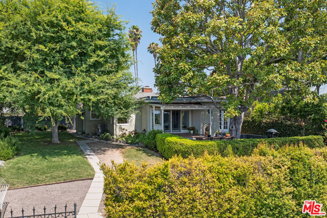 Property photo of 1080 Pagoda PL