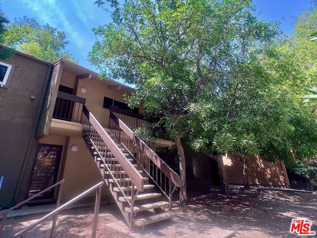 Property photo of 18350 Hatteras ST