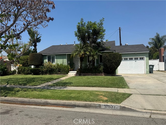 Property photo of 10537 Richlee AV