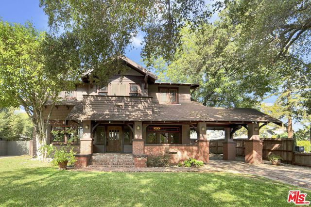 Property photo of 1424 Laurel ST