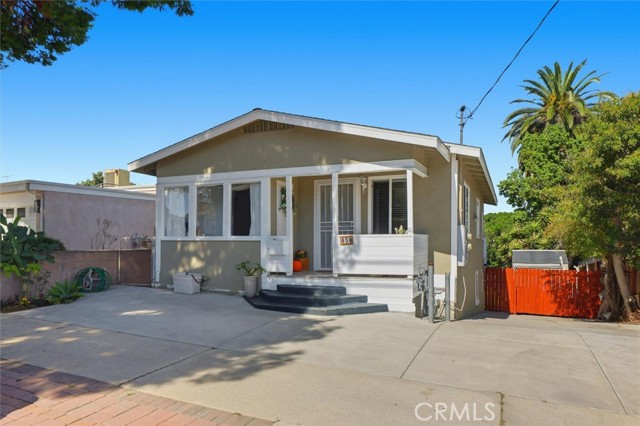 Property photo of 858 Oliver ST