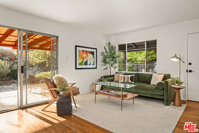 Property photo of 2449 Walgrove AV