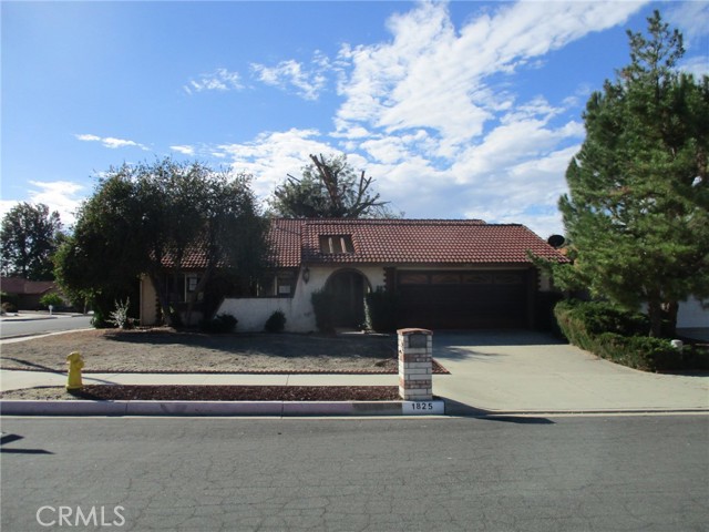 Property photo of 1825 Flame Tree WY