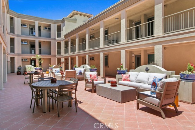 Property photo of 927 Deep Valley DR