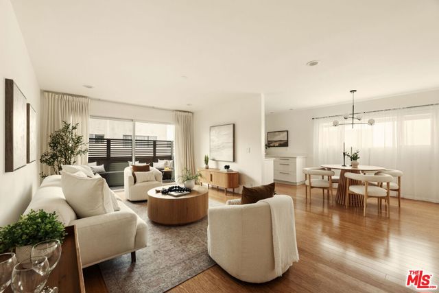 Property photo of 358 S Gramercy PL