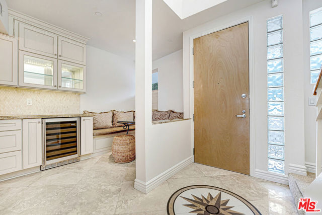 Property photo of 171 N Church LN