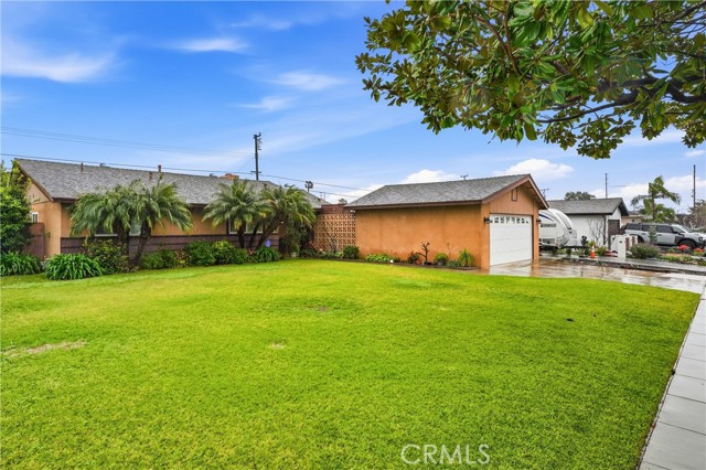 Property photo of 1036 E Trenton