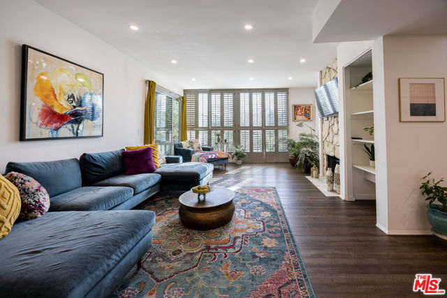 Photo of 17711 Margate St