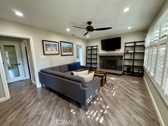 Property photo of 513 W Commonwealth AV