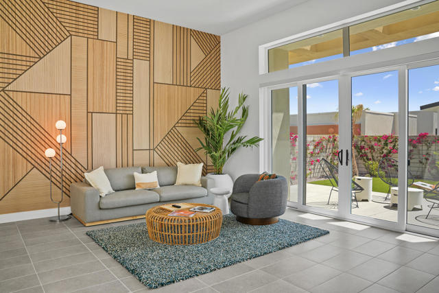 Property photo of 761 Nugget LN