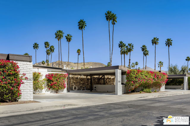 Property photo of 2084 S Lagarto WY