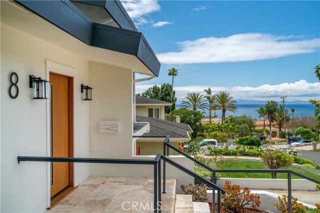 Property photo of 8 Clipper RD