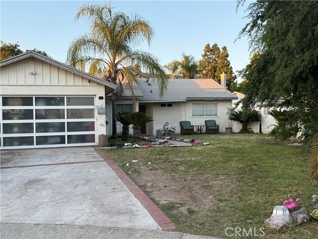Photo of 9617 Greenwood Av