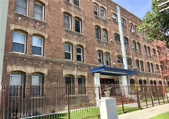 Property photo of 4125 S Figueroa ST