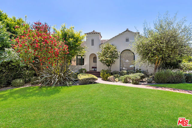 Property photo of 403 S Bundy DR