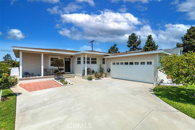 Property photo of 14309 La Mesa DR