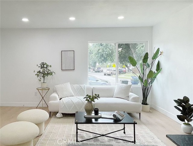 Property photo of 602 Courtland DR