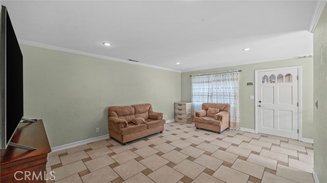 Photo of 3856 Baldwin Park Bl