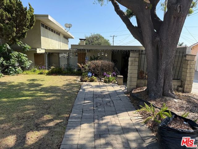 Property photo of 180 E Pepper DR