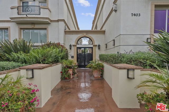 Property photo of 7403 S Sepulveda BL
