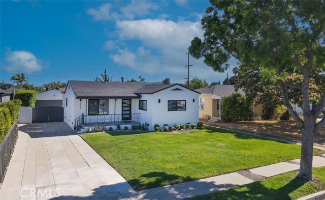Property photo of 3158 W 153rd ST