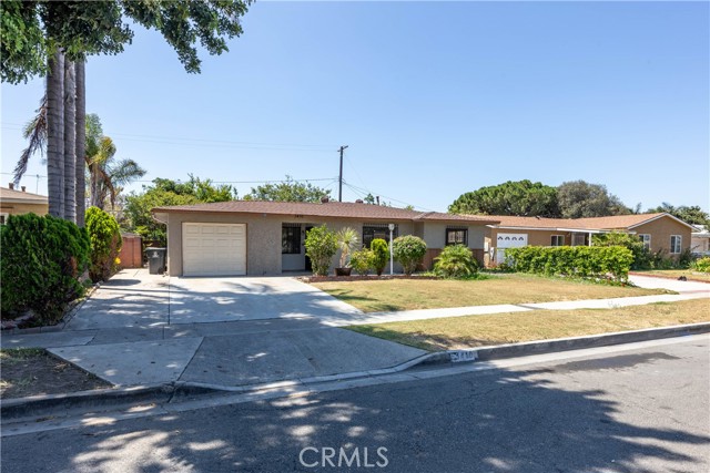 Property photo of 1410 W Camden PL