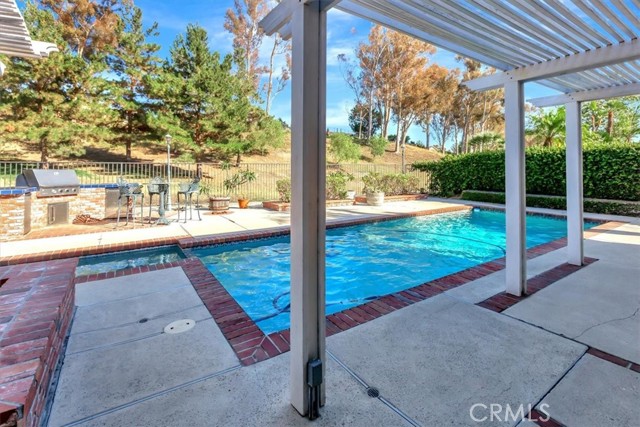 Property photo of 5136 Lupine ST