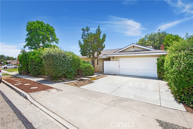 Property photo of 1525 Rogue ST