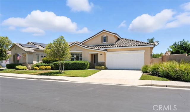 Property photo of 29492 Emberwood WY