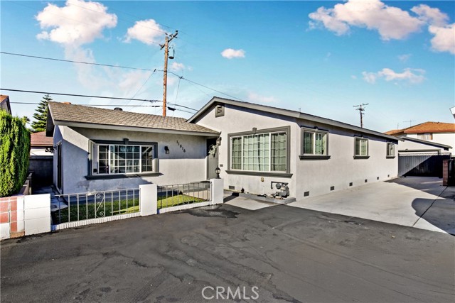 Property photo of 11816 La Reina AV